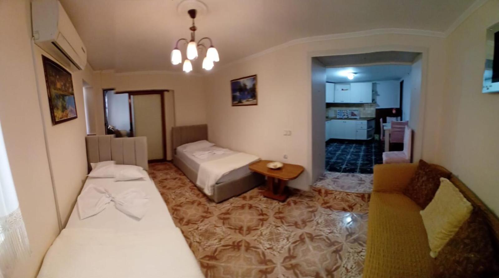 Gogo'S Sea Side Apartment Sarande Bagian luar foto